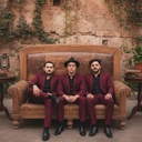 A Juerguiar Trio